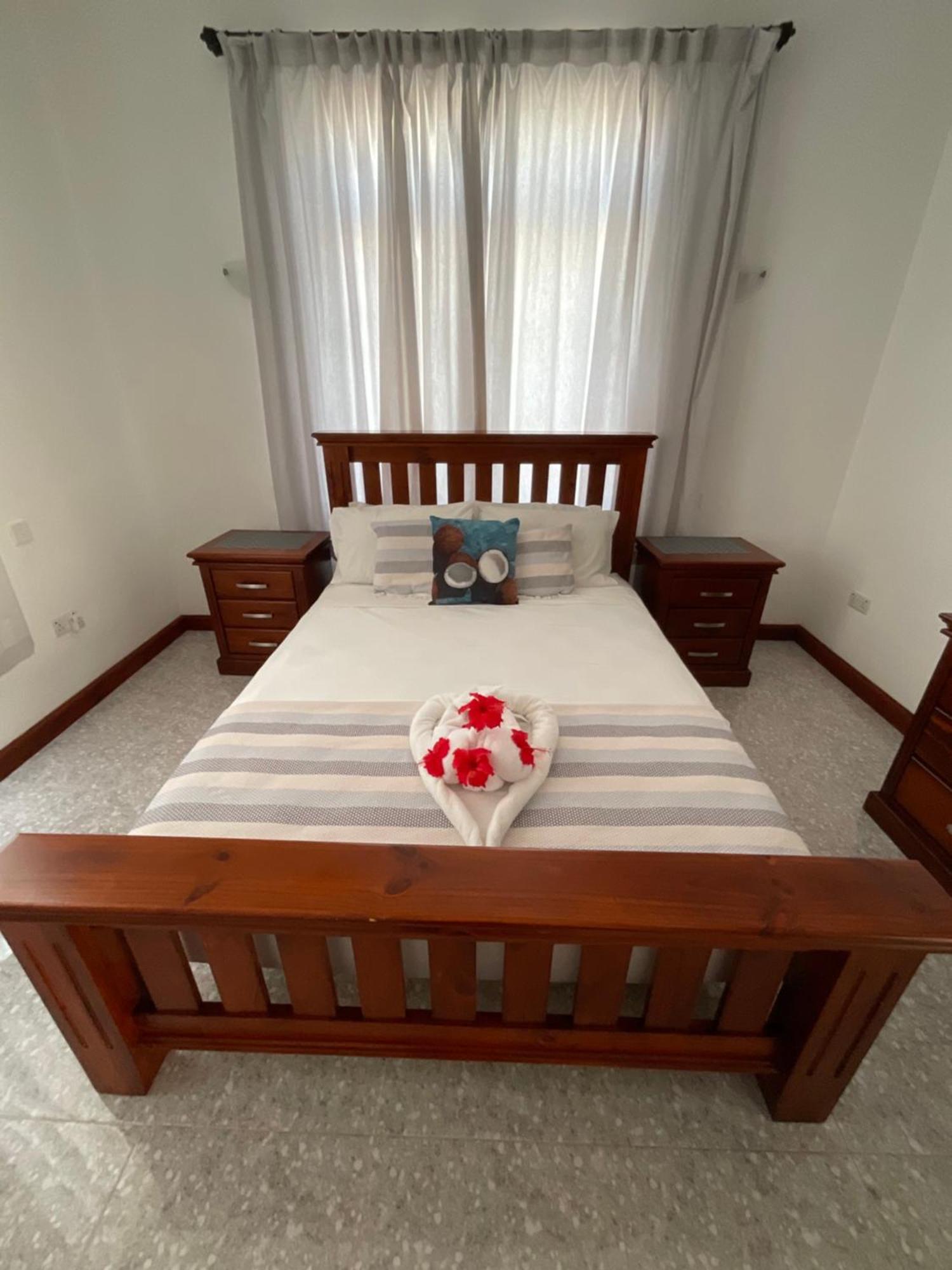 Didi'S Dream Apartments Anse Kerlan  ภายนอก รูปภาพ